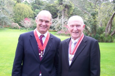 Sir Murray Halberg and Rob Fenwick.