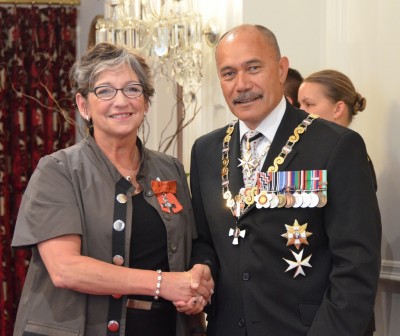Ms Paula Hunt, MNZM, of Wellington, for services to dance.